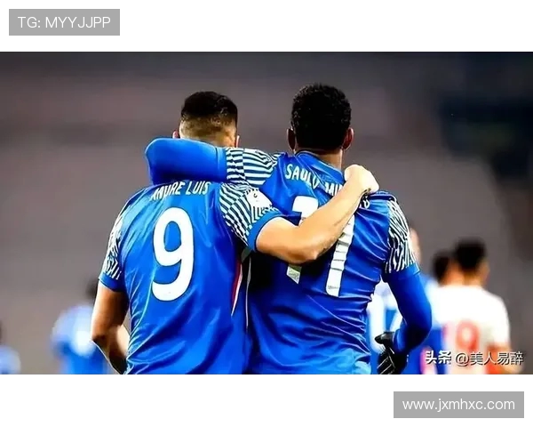 申花阵容调整持续推进外援精简升级成新赛季关键战力布局冲击冠军